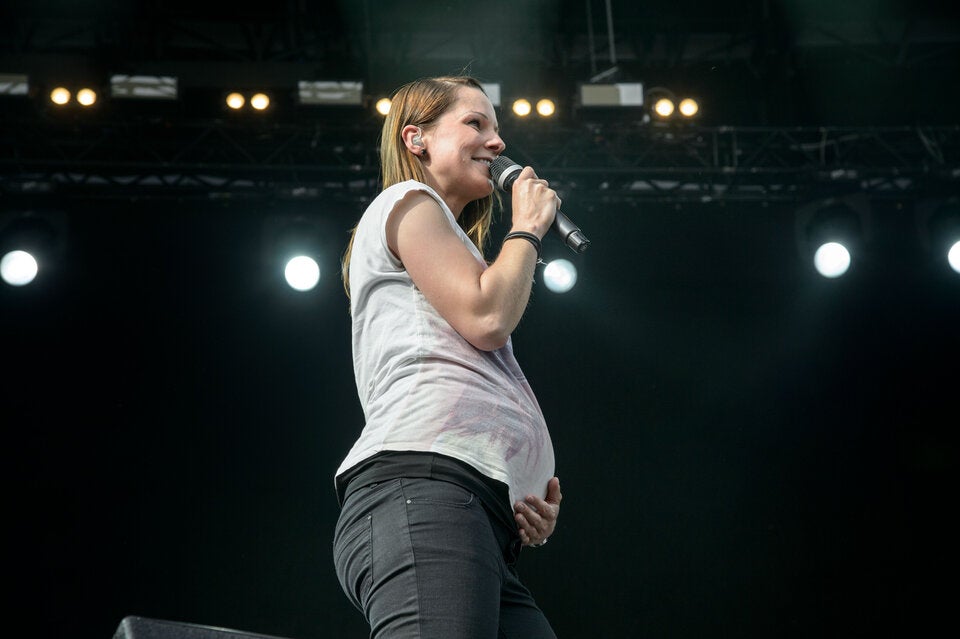 Christina Stürmer verrät ihr Baby-Geheimnis: „Mit meiner riesen Kugel !