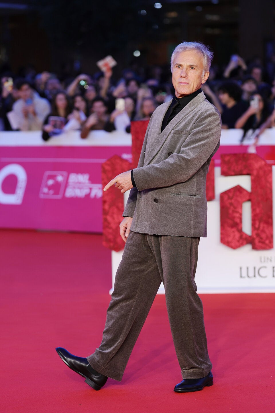 Neuer „Dracula“ setzt auf Waltz, Provokation und Sex