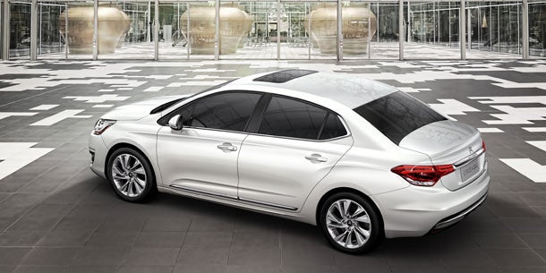 Citroen bringt den C4 L und C-Elysée