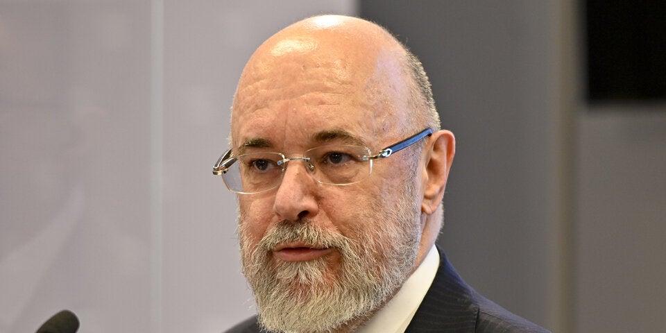 Anschober zieht Spitzenbeamten Auer aus Impfprogramm ab