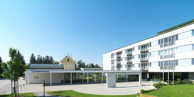 Pflegerin stahl von Todkranker 57.000 Euro