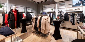 Comma im Auhofcenter