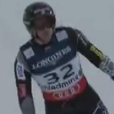 Die Bilder der Damen-Superkombi