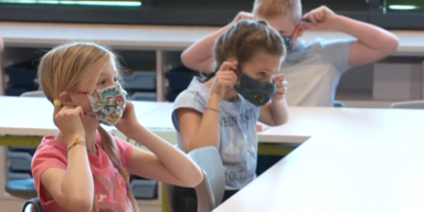 Corona Erste Schule im Fernunterricht.png