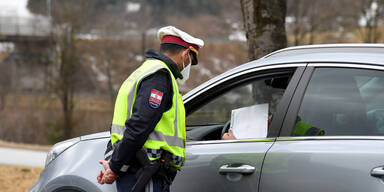 Corona-Hotspots: Diesen Bezirken droht jetzt die Abriegelung