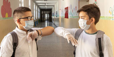 Corona-Schock-Studie: Sch&uuml;ler so h&auml;ufig infiziert wie Lehrer | Kein "signifikanter Unterschied"