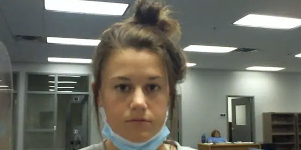 Schönheitskönigin schummelte sich zum Sieg – jetzt drohen ihr 16 Jahre Haft