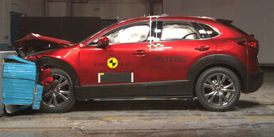 Neuer Mazda CX-30 im Crashtest