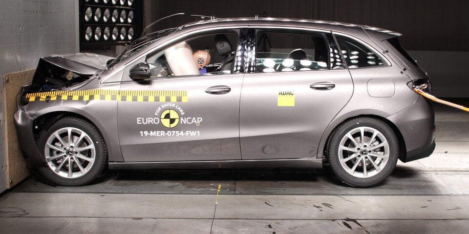 EQA, GLA, Cupra Leon, Kangoo & Mokka im Crashtest