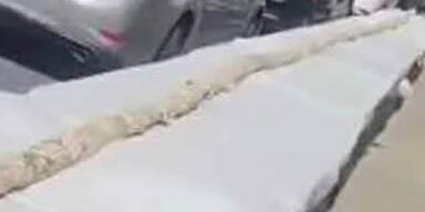 Fast 25 Meter: Restaurant serviert längsten Dürüm der Welt