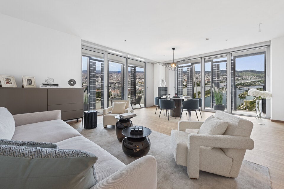 Wohnbeispiel: Wohnungen werden ab dem 32. Stock vergeben. 