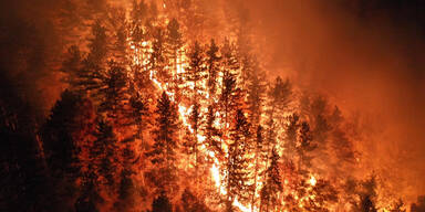 Rax-Inferno: Italien schickt Löschflugzeuge