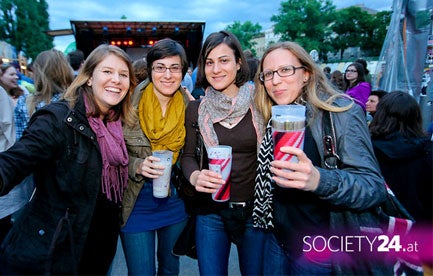 Buntes Treiben am Donaukanal