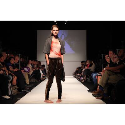 Dominique Raffa/ Ruins of Modernity / Valentina Azizova