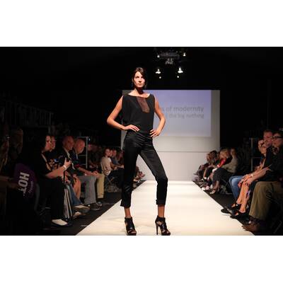 Dominique Raffa/ Ruins of Modernity / Valentina Azizova