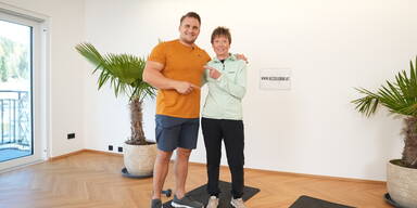 Ski-Legende Annemarie Moser-Pr&ouml;ll und Yoga-Expertin Julia Kamerhuber zu Gast