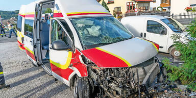 Opa schoss Rettung ab Ternitz Unfall f&uuml;nf Verletzte