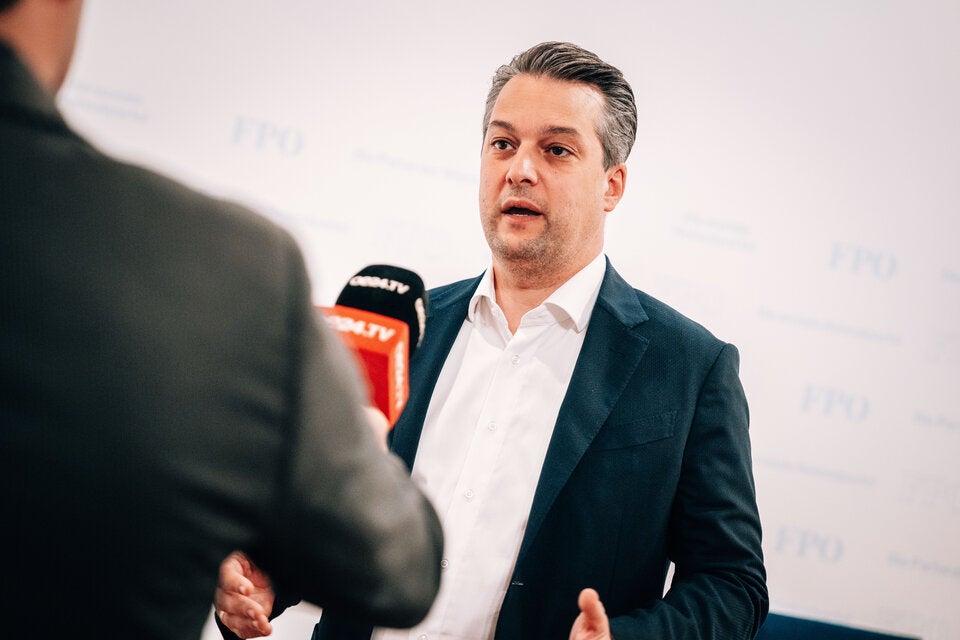 FPÖ-Landesparteichef Dominik Nepp im Gespräch mit oe24.TV