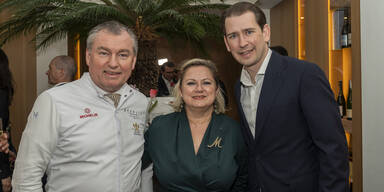 Toni und Eva M&ouml;rwald mit Sebastian Kurz.