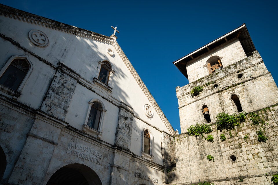 Baclayon Church. Bohols älteste Kirche stammt bereits aus dem 16. Jahrhundert.