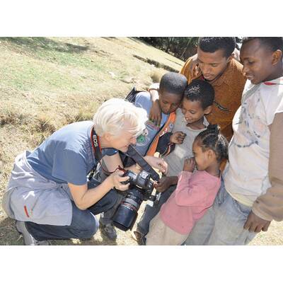Uschi Fellner mit Almaz Böhm in Äthiopien