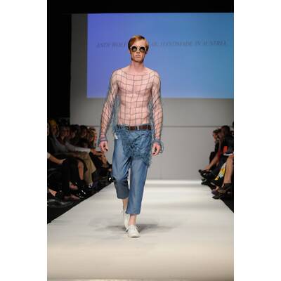 Andy Wolf / Superated