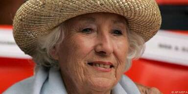 Dame Vera Lynn zeigt es allen