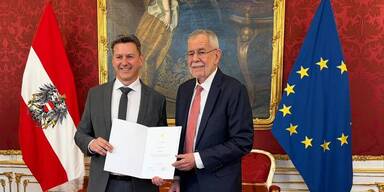 Daniel Fellner von Van der Bellen als K&auml;rntner Landeshauptmann angelobt