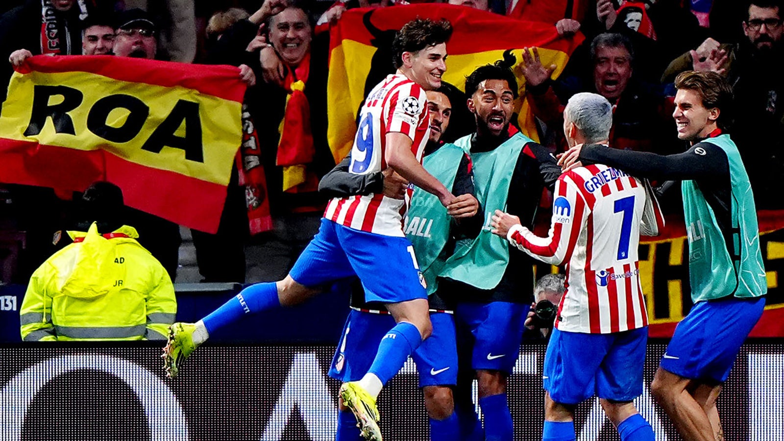 Torwart-Patzer und Alvarez besiegeln Spurs 2:5-Pleite gegen Atletico Kép