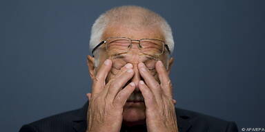 Der Druck auf Pr&auml;sident Vaclav Klaus steigt