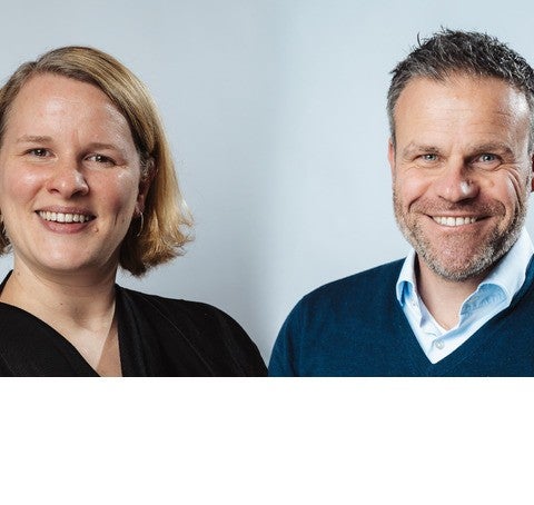 Ninja Schmiedgen und  Prof. Dr. Thorsten Wiesel.