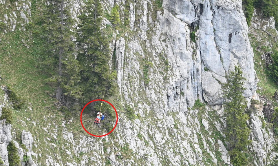 Nach Unfall: Verletzte Deutsche (43) von Berg gerettet