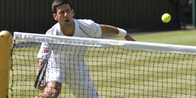 Djokovic & Federer stürmen ins Endspiel