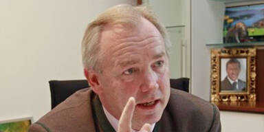 Dörfler sorgt für Wirbel bei Regierungssitzung