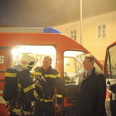 Dom in Wr. Neustadt brennt