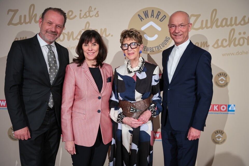 Fachverbandsobmann Andreas Herz; Vizepräsidentin der Wirtschaftskammer Österreich, Martha Schultz; Präsidentin des Österreichischen Seniorenbundes, Ingrid Korosec; Dompfarrer zu St. Stephan, Toni Faber 