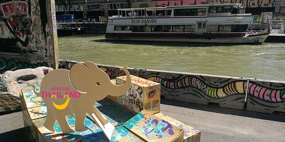 Thai-Smiley-fant am Donaukanal in Wien