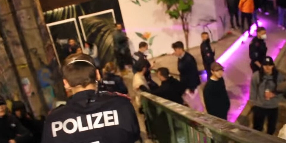 Wilde Massen-Schlägerei am Donaukanal