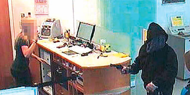 Ermittler jagen vier flüchtige Bankräuber