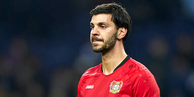 Bericht: Dragovic darf Bayer verlassen
