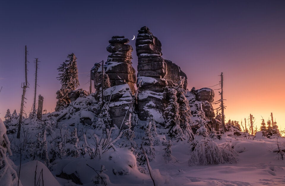 Dreisessel. Die monumentalen Felsen, die drei Sesseln ähneln, finden sich im Nationalpark-FerienLand Bayerischer Wald.