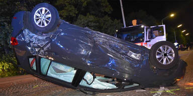 Horror-Crash nach Drift-Versuch am Kahlenberg