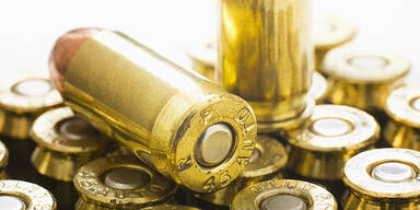 Wieder M&auml;nner aufgeh&auml;ngt und erschossen