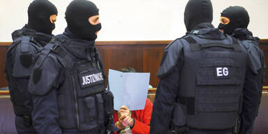 Jihadist: "Bin Helfer für die Flüchtlinge"