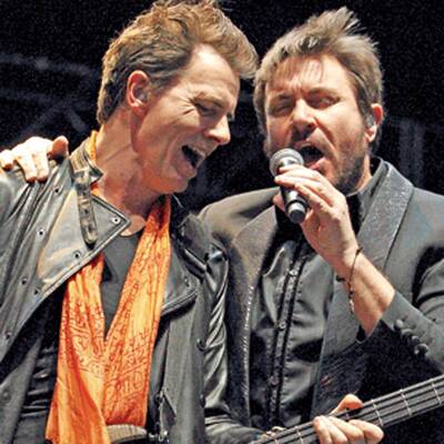 Rihanna - Queen of Downloads