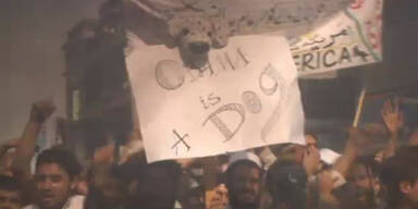 Proteste: Pakistaner verbrennen US-Flaggen