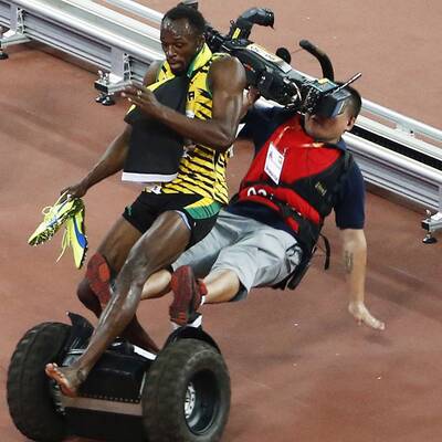 Kamera-Depp mäht Bolt um