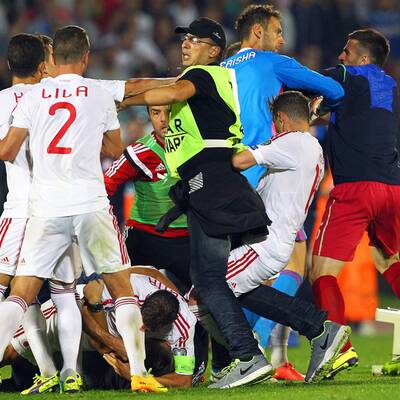 Schlägerei bei Serbien-Albanien