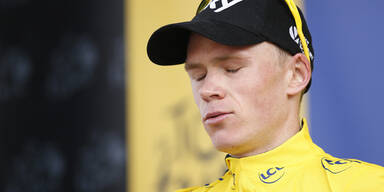 Tour-Leader Froome verlässt Pressekonferenz