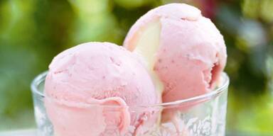 Erdbeereis-Vanillefuellung